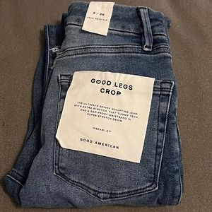 GOOD AMERICAN GOOD LEGS Crop Chewed Hem Skinny Jean NWT